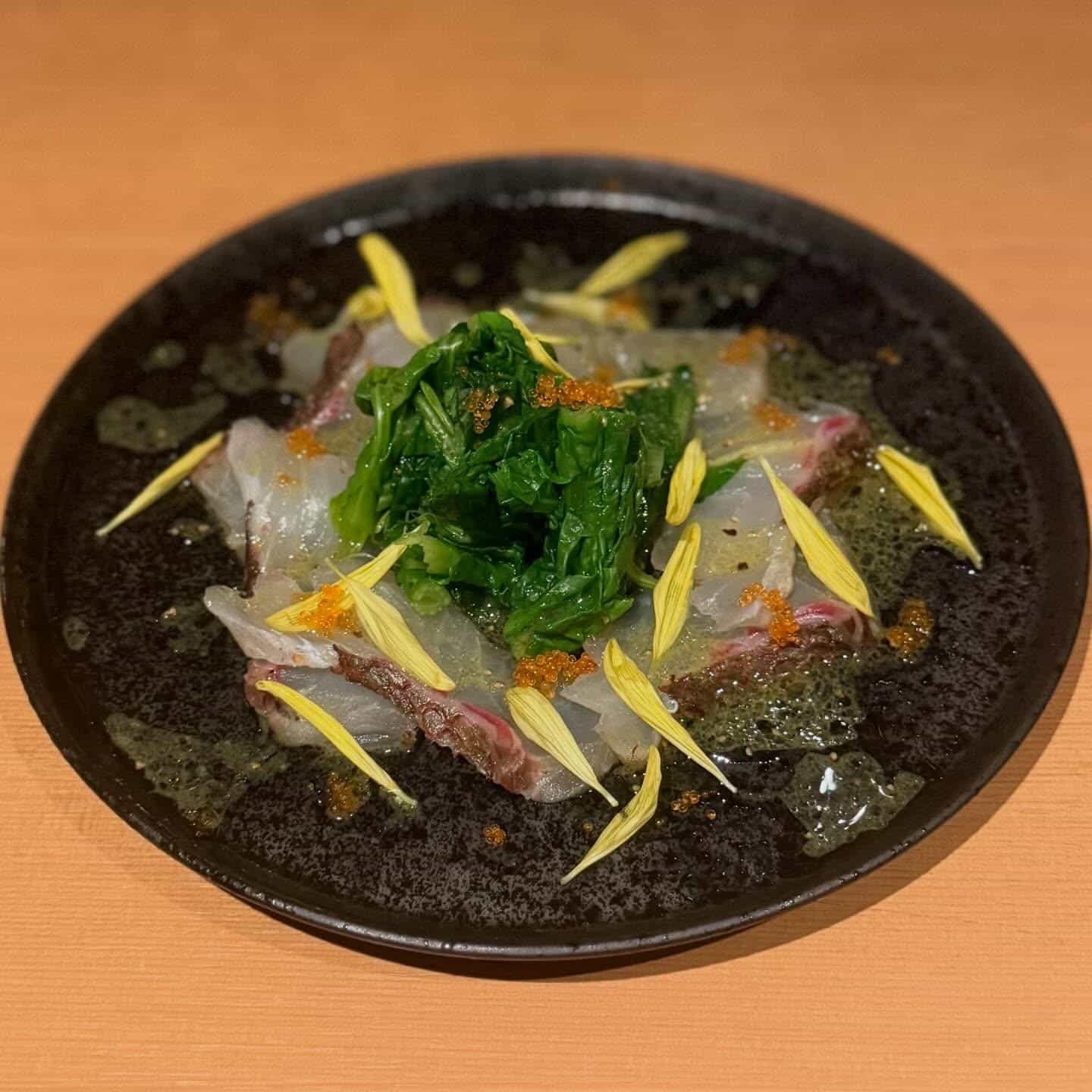 桜鯛と菜の花の燻製カルパッチョ  金山/居酒屋/寿司/天ぷら