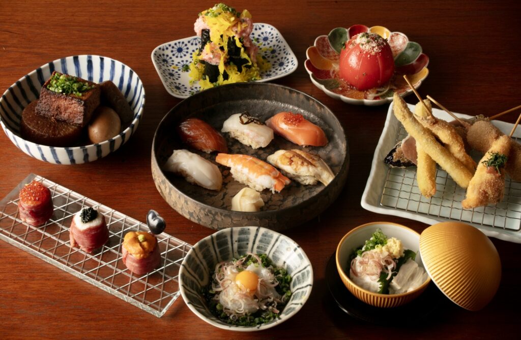 市場から仕入れる鮮魚のお寿司やお刺身、旬の食材を堪能できる飲み放題付きコース5000円と7000円ございます