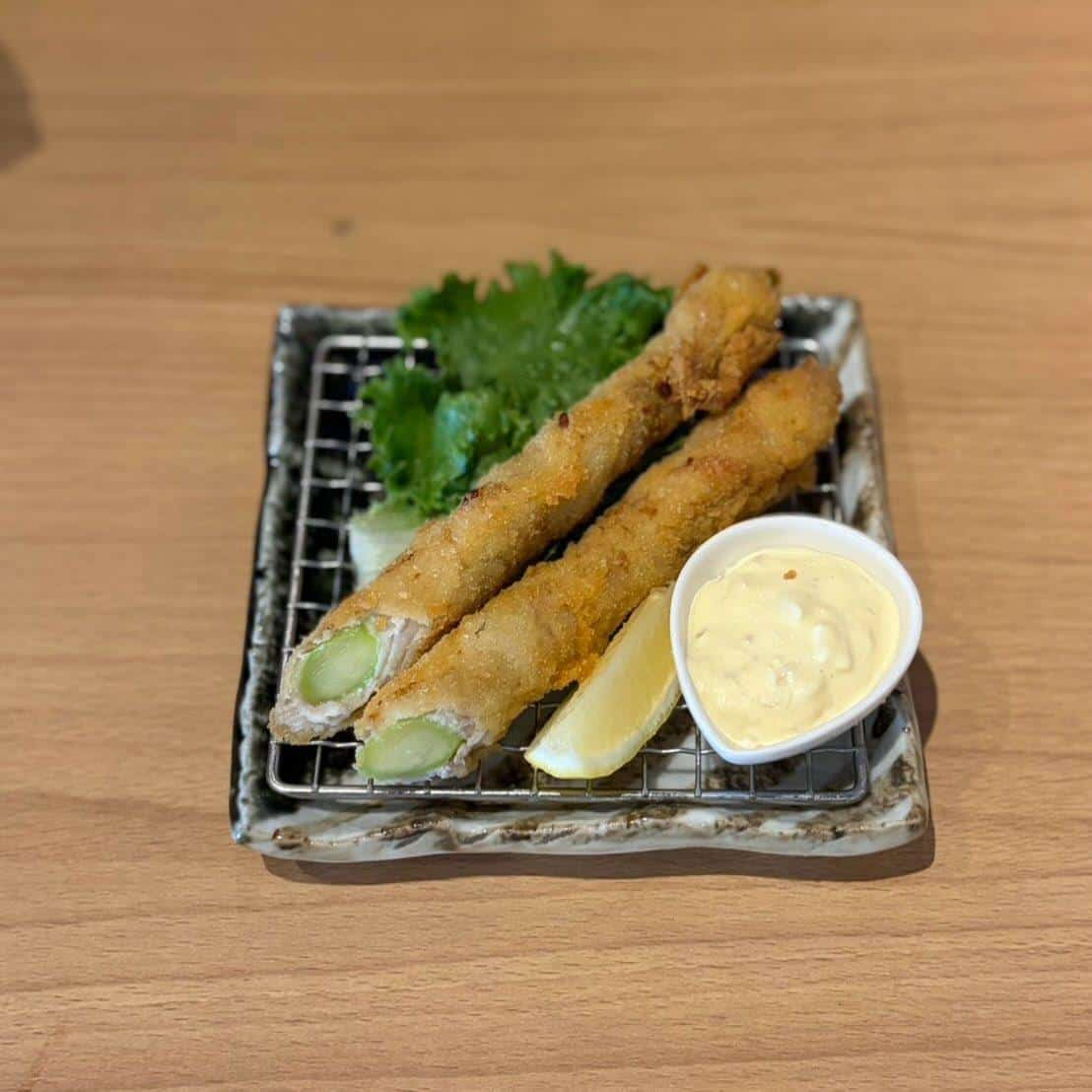 【肉巻きアスパラフライ】