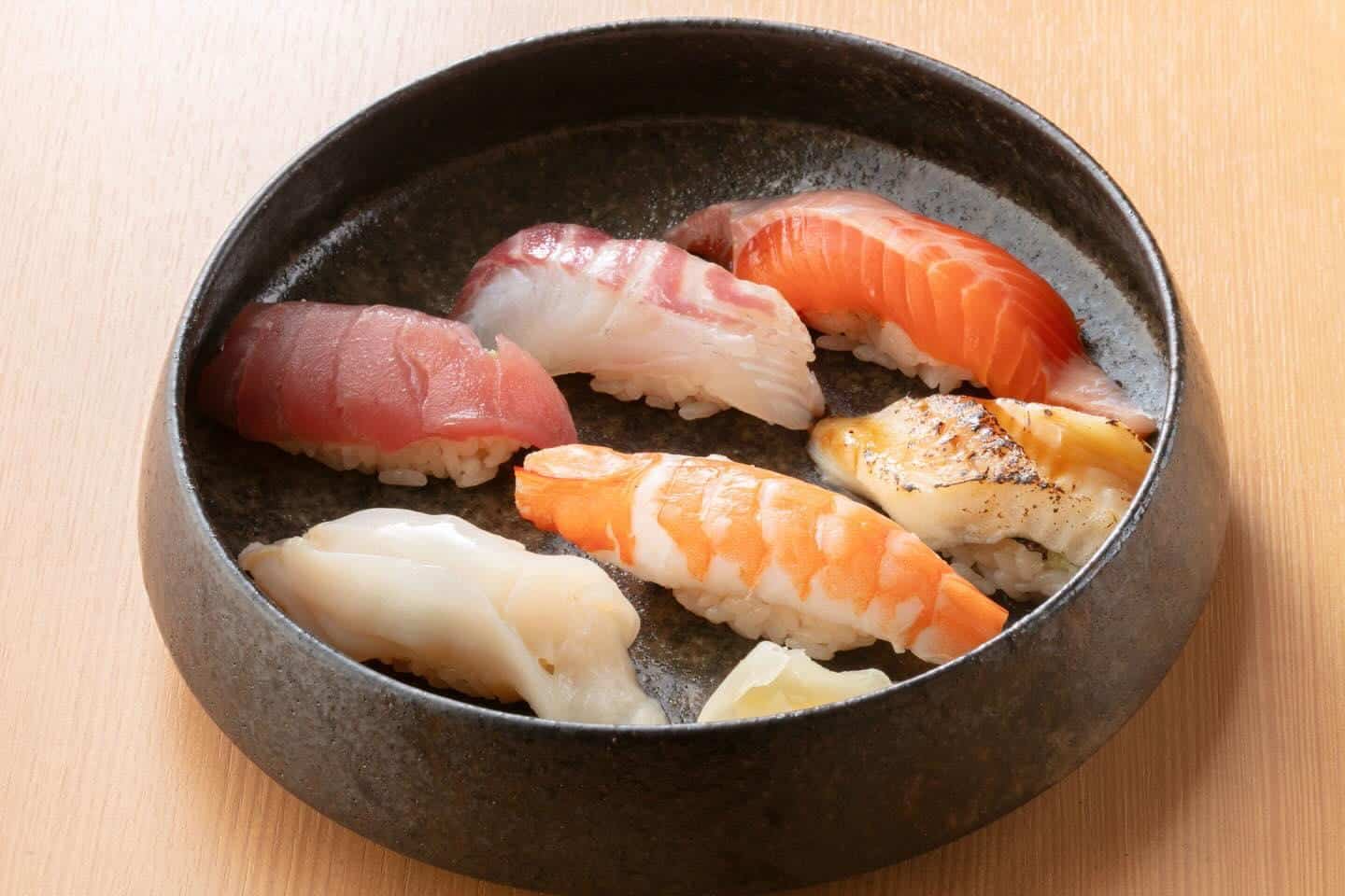 赤酢のシャリで握る寿司　　京都居酒屋/三条居酒屋/寿司/串揚げ